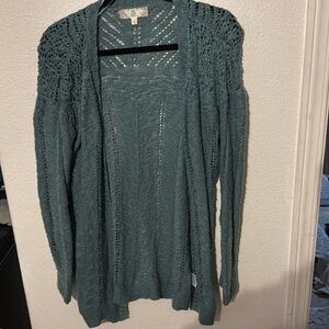 Super cute cardigan!